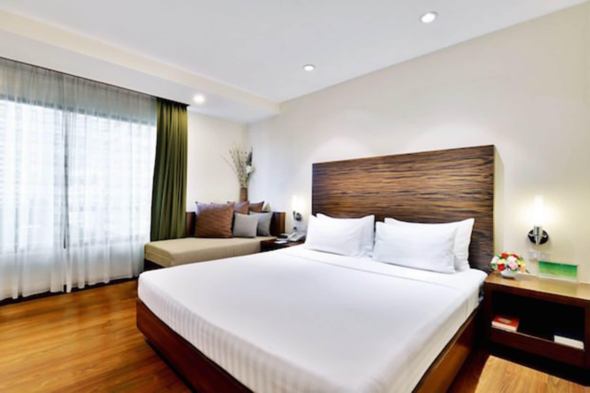 St. James Hotel Bangkok Eksteriør bilde