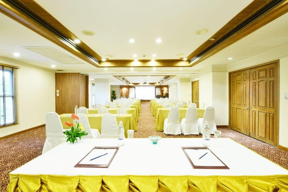 St. James Hotel Bangkok Eksteriør bilde