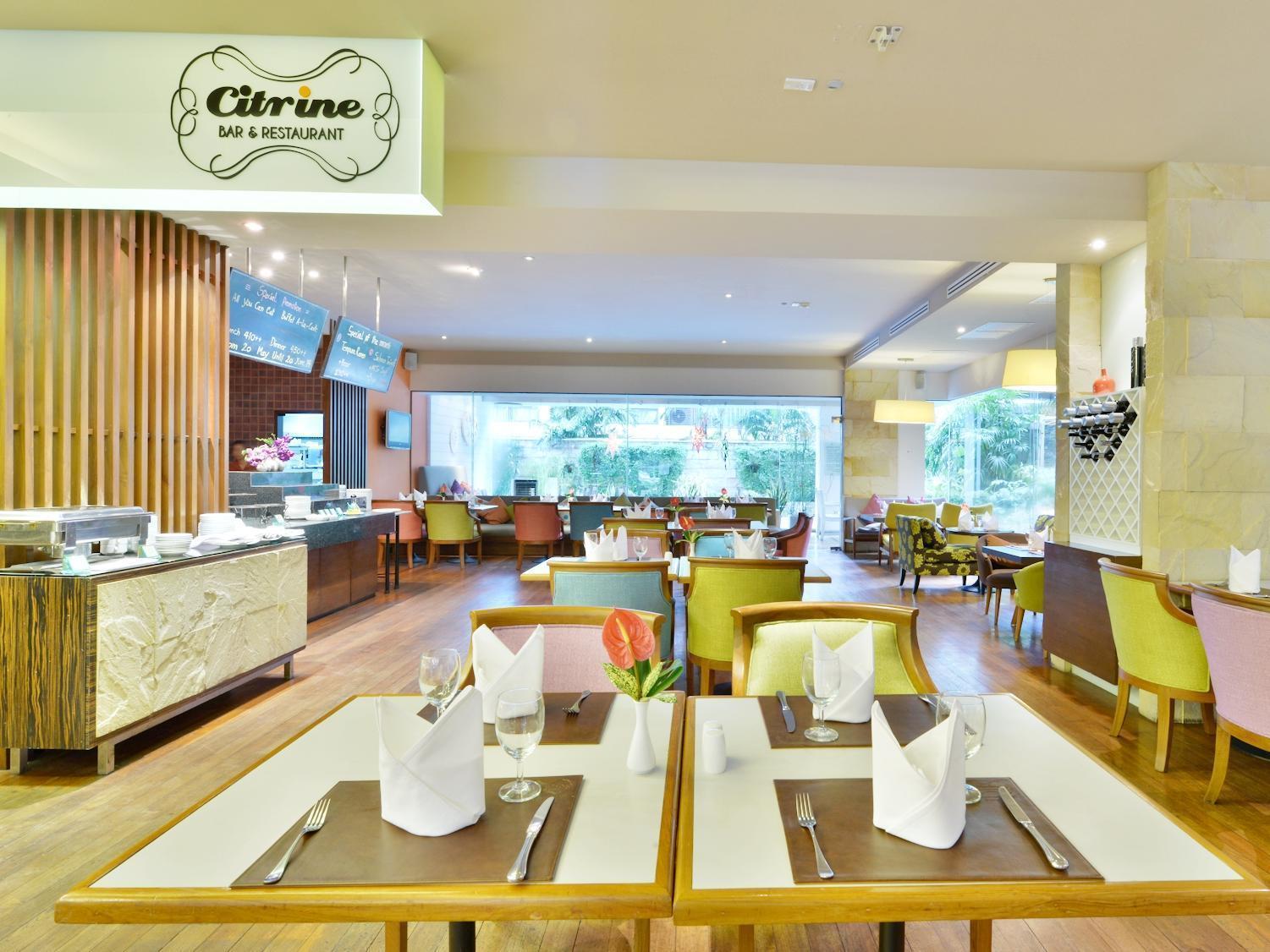 St. James Hotel Bangkok Eksteriør bilde